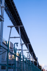 工場地帯のコンベア