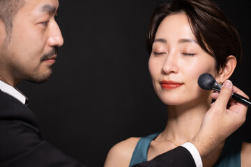 ニューヨーク帰りっぽいメイクアアップアーティスト