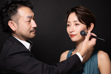 ニューヨーク帰りっぽいメイクアアップアーティスト