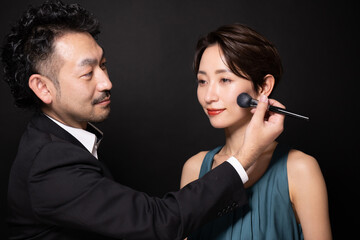 ニューヨーク帰りっぽいメイクアアップアーティスト