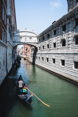 Fototapeta na wymiar Venice, Italy: Bridge of Sighs