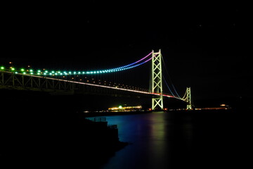 Fototapeta na wymiar 明石海峡大橋のライトアップ