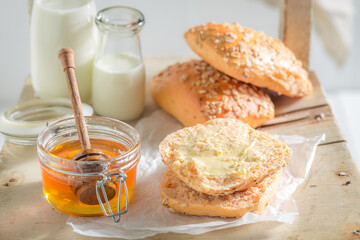 Sweet and homemade wholemeal buns for lunch.