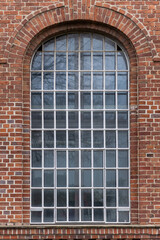 Fototapeta na wymiar facade of a brick industrial building