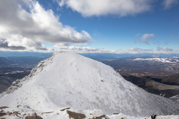 冬の東天狗岳から見る西天狗岳