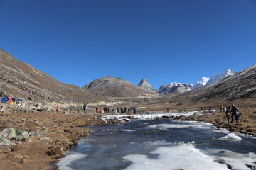 The view of mountain, ice, blue sky, water, cloudy, cool weather are the China-India border zero...
