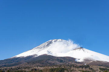 静岡県裾野市　水が塚公園から見た富士山