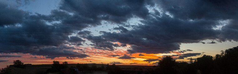 Panorámica de un atardecer