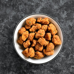 Crispy fried breaded chicken bites