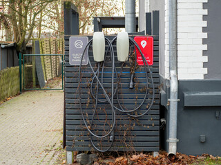 Power supply for charging an electric car.