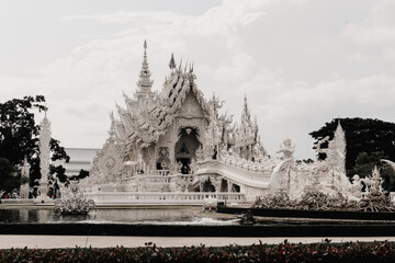 Wat Rong Jhun White Temple