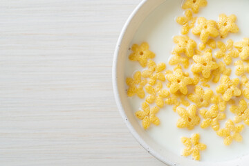 cereals with fresh milk