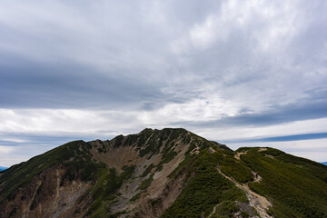 Fototapeta premium 登山中の仙丈ヶ岳