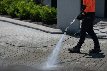 Pressure cleaning
