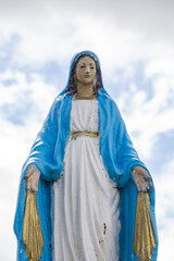 miraculous Virgin Mary statue