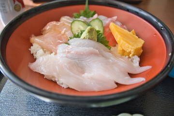 キンメダイの三色丼