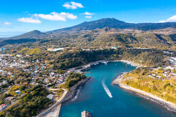 伊豆大島の波浮港（東京都大島町）