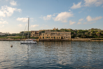 Obraz premium boats in the harbor in Malta