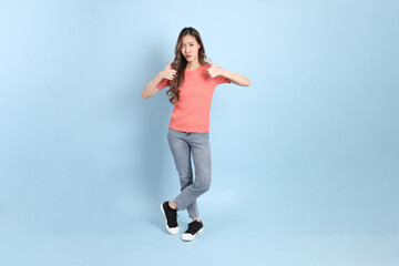 Fototapeta premium Casual Asian Woman