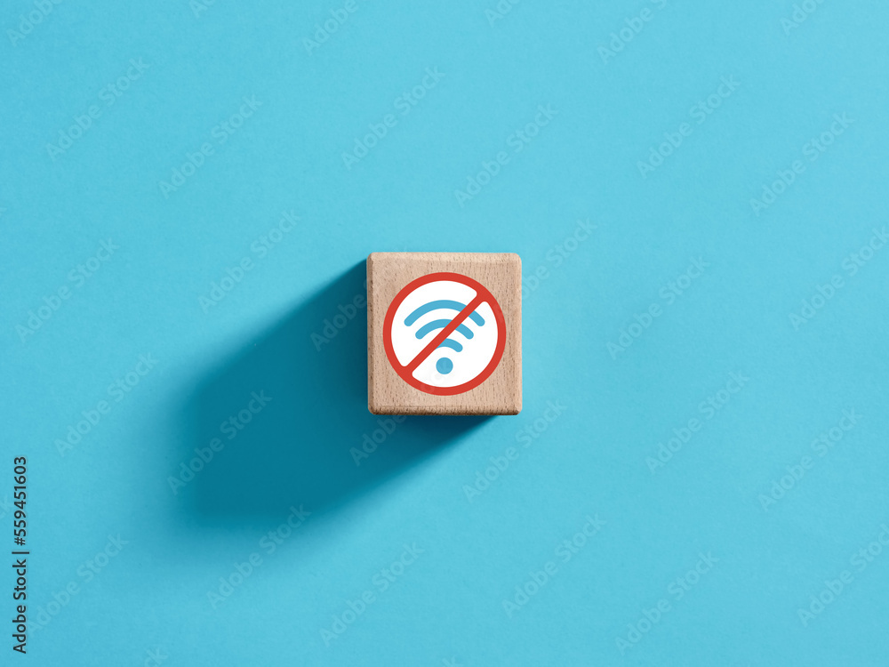 Poster no internet access. no wireless connection. wi-fi signal unavailable. no wi-fi sign on a wooden cube