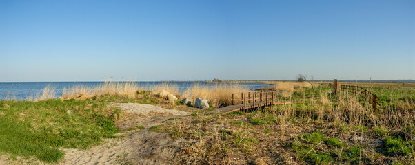Baltic Sea coastscape on a sunny day (panoramic view) - Beka Nature Reserve - Puck Bay, Pomerania, Poland - obrazy, fototapety, plakaty