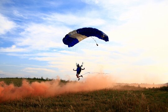 Parachute Landing