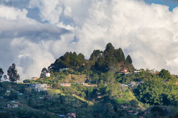 Fototapeta na wymiar view of a town and mountains