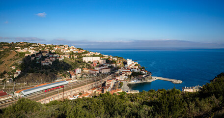 Panorama de Cerbère et sa gare