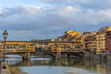 Obraz premium Ponte vecchio in Florence, Italy.