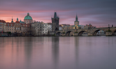 Fototapeta na wymiar dawn over the historic center of Prague