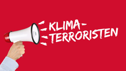 Klimaterroristen als abwertender Ausdruck für Klimaaktivisten als Unwort des Jahres aus Megafon