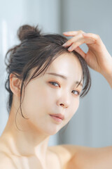 Fototapeta premium 女性の美容イメージ スキンケア エステサロン