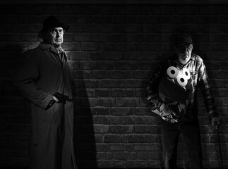 Film noir - The thief and the old man carrying toilet paper