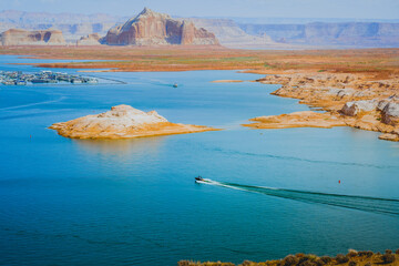 Lake Powell overlook. Morred boats, blue water, and red rocks, Utah