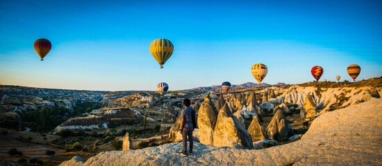 air balloon in the cappadocia sky - obrazy, fototapety, plakaty