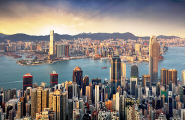 Hong Kong skyline panorama at dramatic sunset, China - Asia - obrazy, fototapety, plakaty