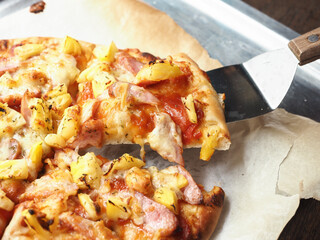 Hawaiian pizza
