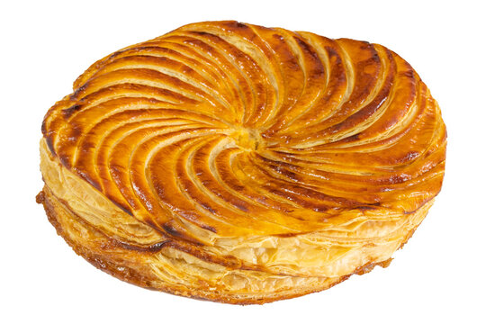 galette des rois, en gros plan, isol&eacute; sur un fond blanc