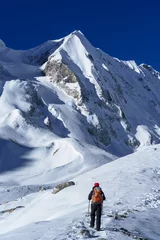 Photo sur Plexiglas Manaslu Kanchenjunga, base camp, trek, Nepal, mountains, sky, scenic, view, rocky, toothed, high, clear, blue, adventure, hiking, nature, landscape, snow, peak, summit