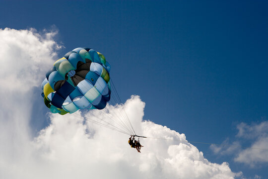 People in parasail, Grace Bay, Turks & Caicos