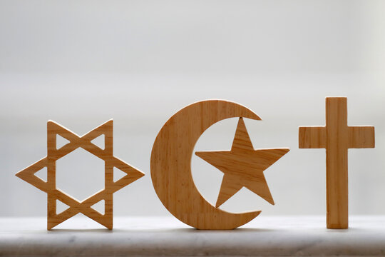 Faith and religion. Interreligious.