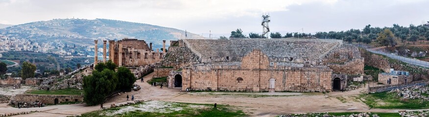 Obraz premium The ancient city of Jerash - Gerasa ruins - Jordan مدينة جرش الأثرية- جراسا الأثرية- الاردن