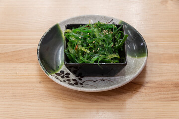 Ensalada de Wakame. Comida asiatica. 