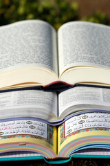 Faith and religion. Interreligious.