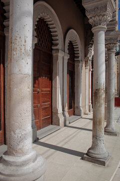 architectural theather arches
