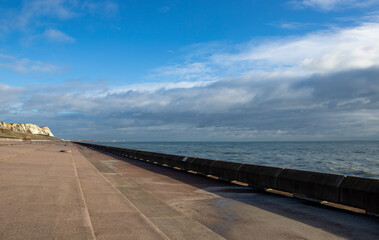 Fototapeta premium sea wall and sea