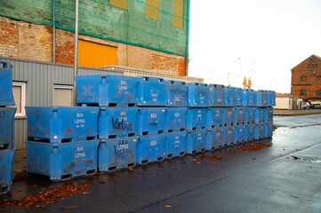Fish containers. Storage containers for fish. Shipping industry.
