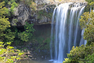 Fototapeta na wymiar Side view at Rainbow Falls - New Zealand