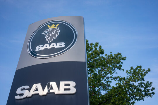 Sunnyvale, CA, USA - Apr 27, 2022: SAAB sign is seen outside a SAAB service center in Sunnyvale, California. Saab Automobile AB was a Swedish car manufacturer.
