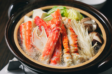 ずわい蟹の蟹鍋　Hot pot of red king crab